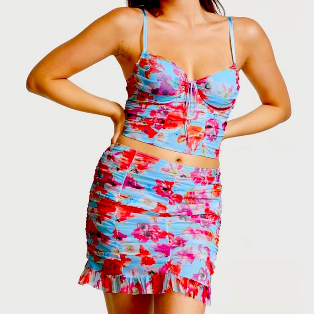 VICTORIA'S SECRET Ruched Mini Skirt (L)!
